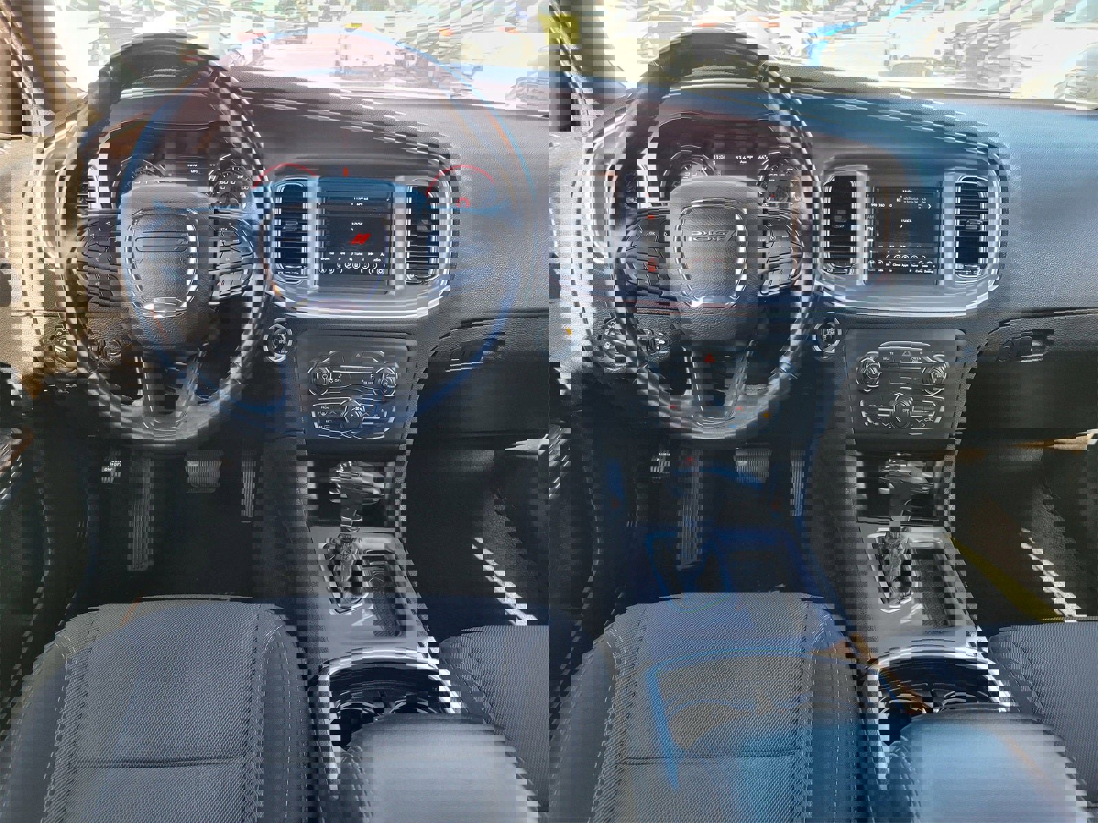 Used 2022 Dodge Charger SXT image 4