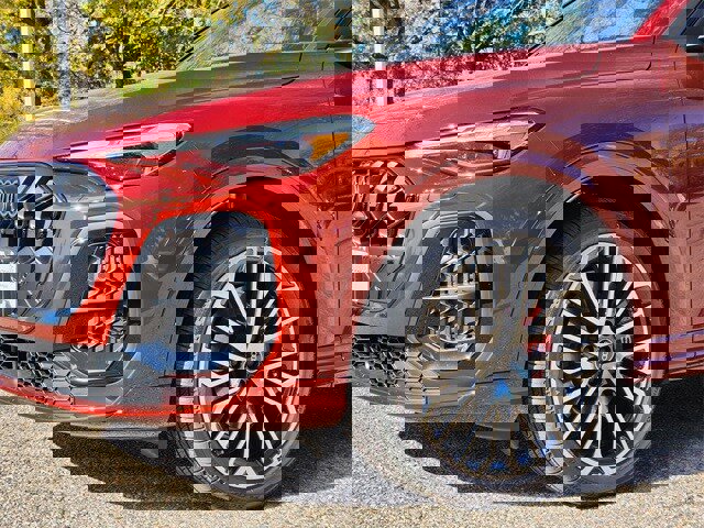 New 2025 Audi SQ5 Premium Plus image 8