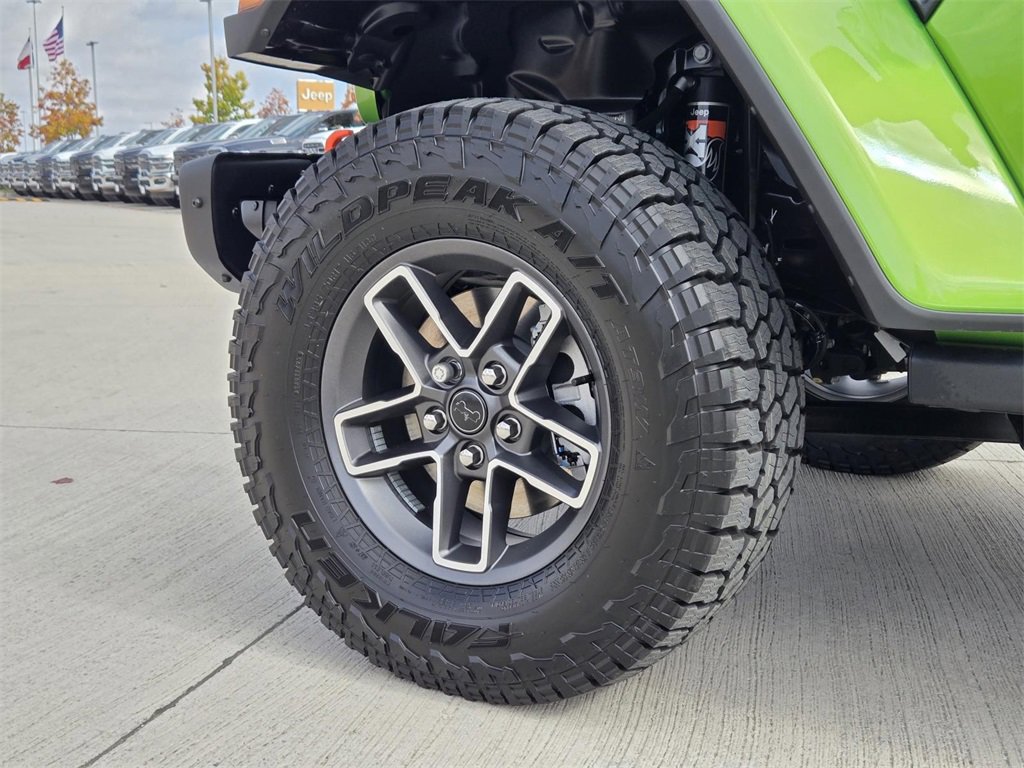 New 2025 Jeep Gladiator Mojave image 8