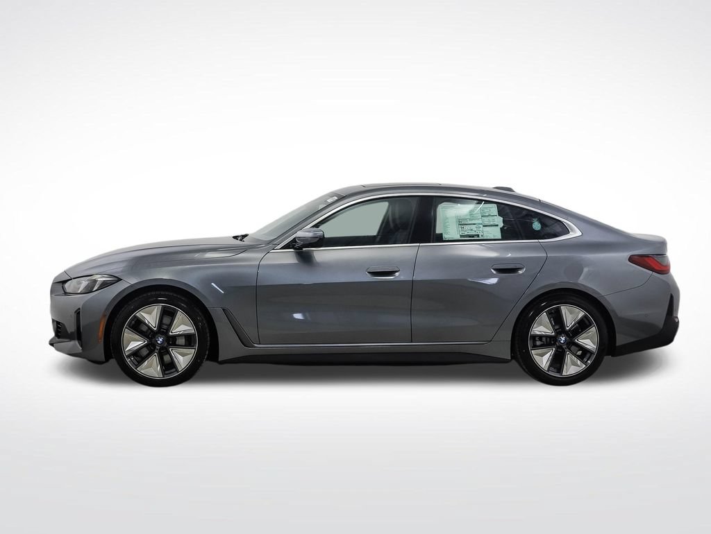 Used 2026 BMW i4 xDrive40i w/ Parking Assistance Package AWD/4WD image 2