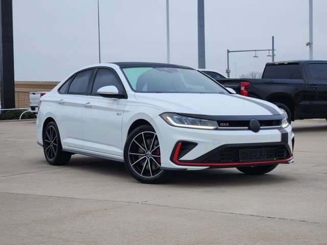 Used 2025 Volkswagen Jetta GLI Autobahn image 2