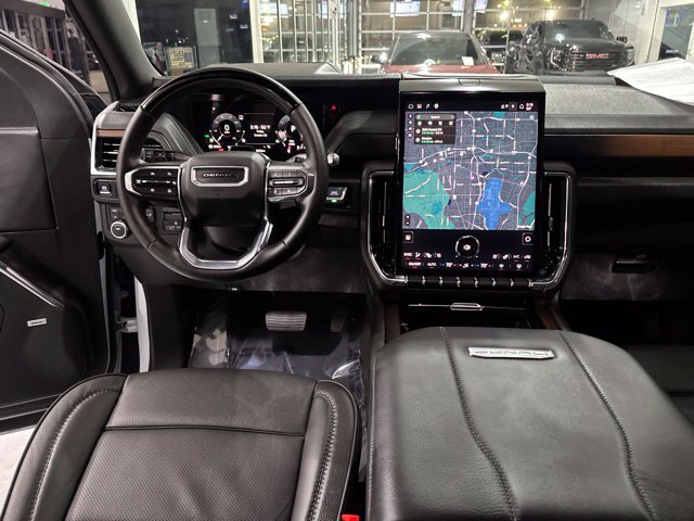 Used 2026 GMC Yukon Denali w/ Advanced Technology Package AWD/4WD image 35