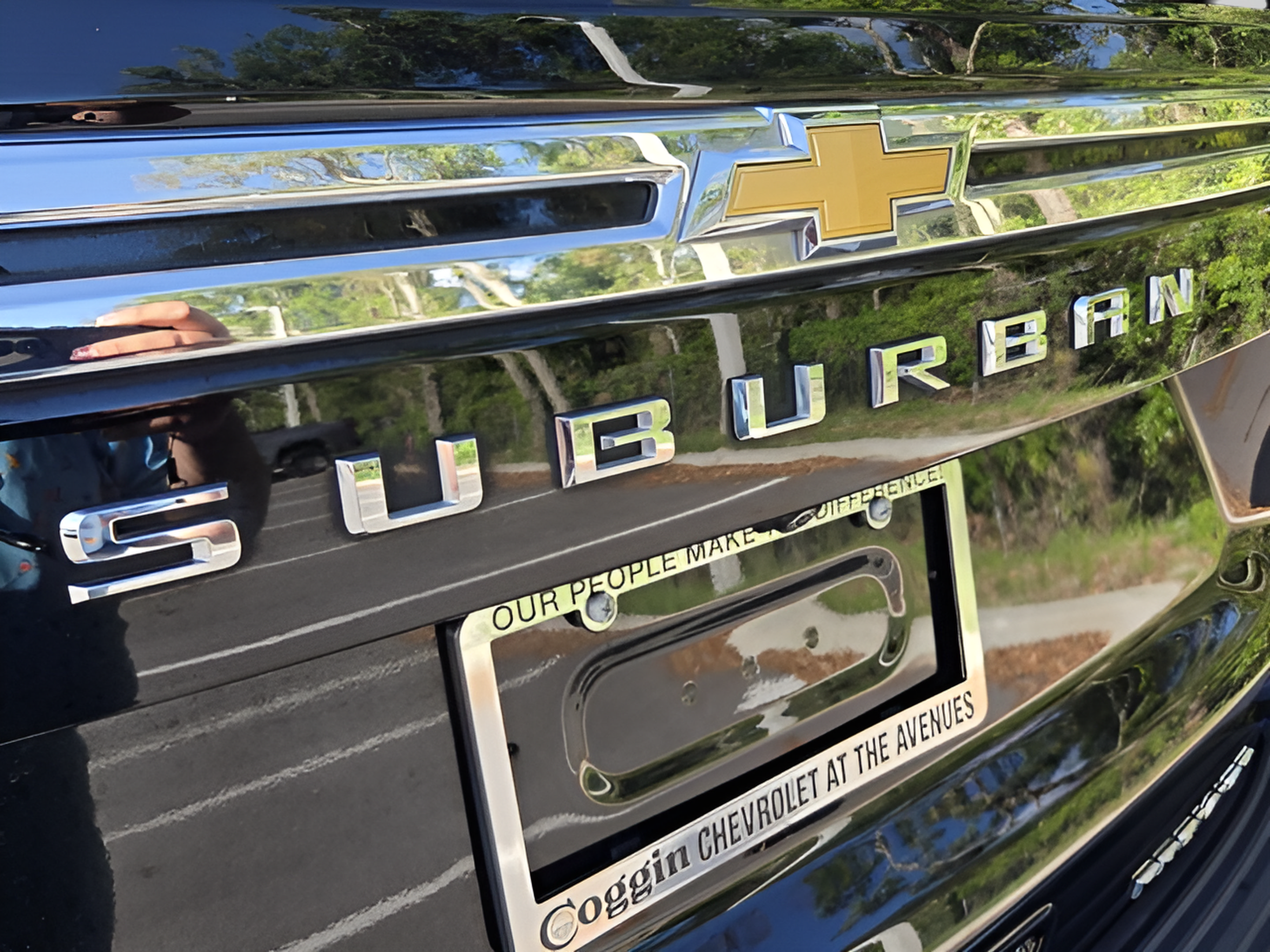 Used 2024 Chevrolet Suburban Premier AWD/4WD image 33