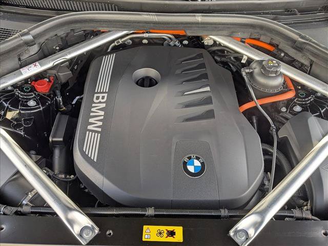 New 2026 BMW X5 xDrive50e w/ M Sport Package AWD/4WD image 18