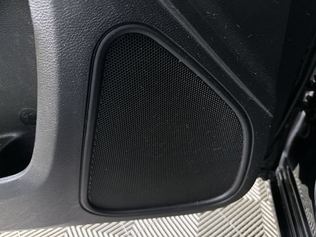 Used 2019 Dodge Charger SXT RWD image 25