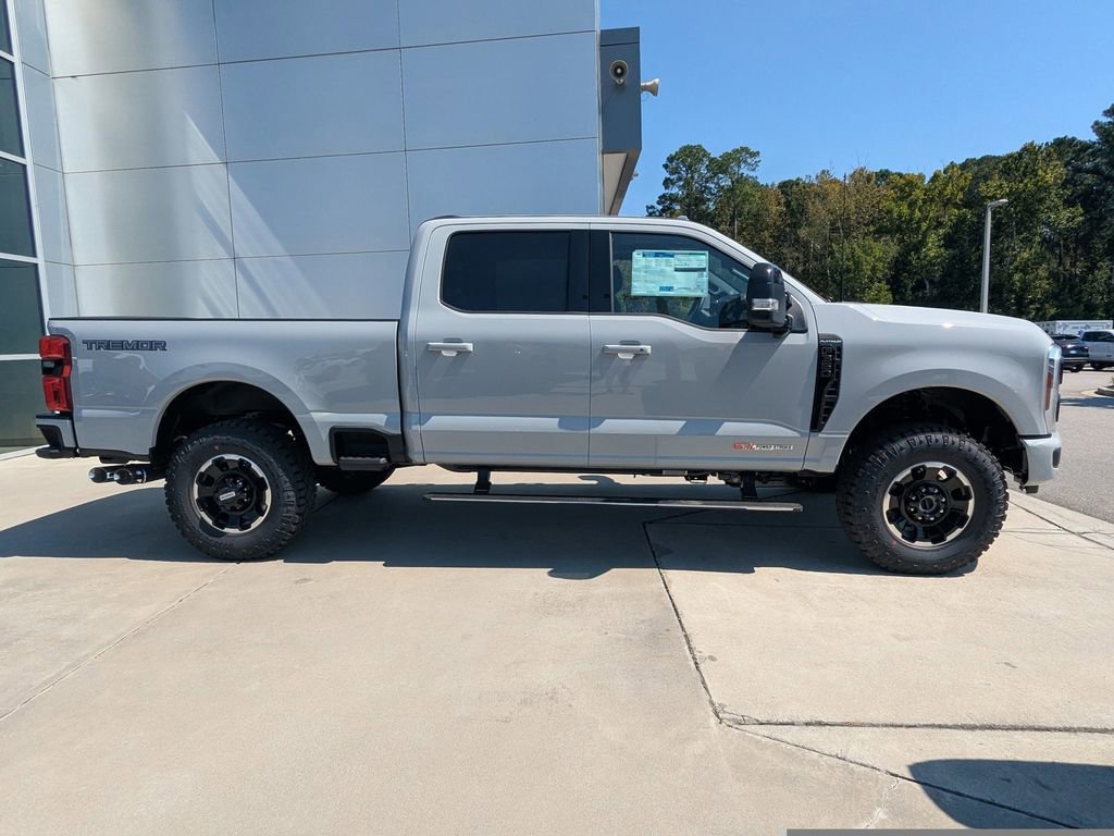 New 2026 Ford F350 Platinum image 4