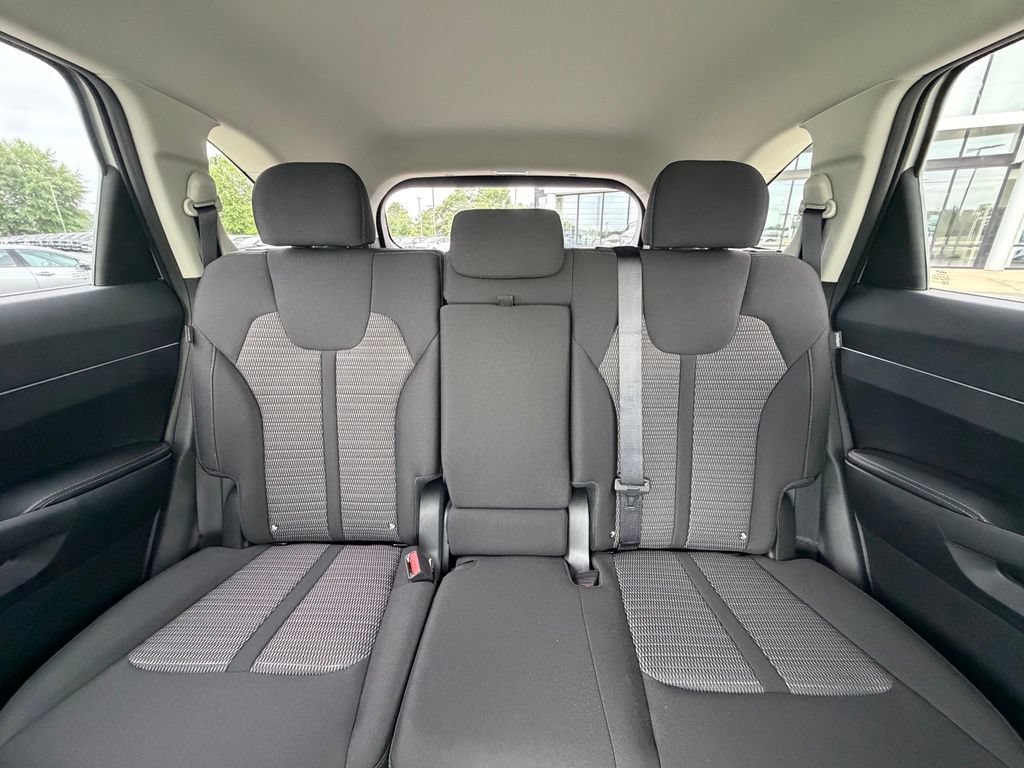 New 2026 Kia Sorento LX FWD image 24