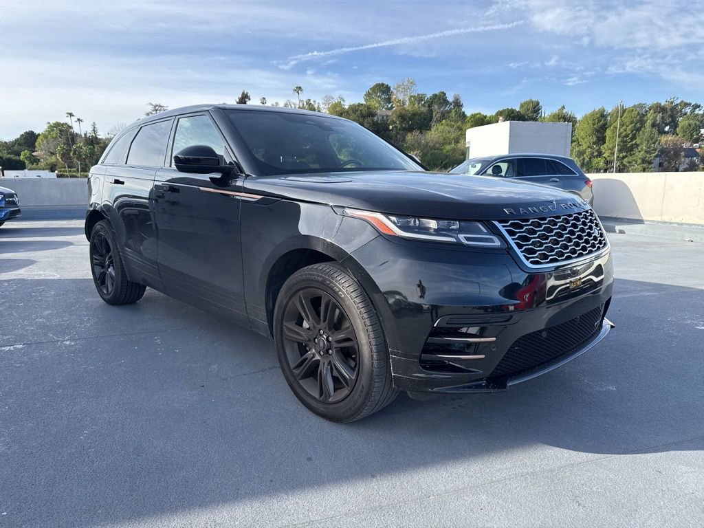 Used 2022 Land Rover Range Rover Velar R-Dynamic S image 4