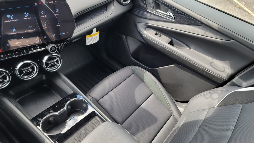 New 2025 Chevrolet Blazer EV LT image 22