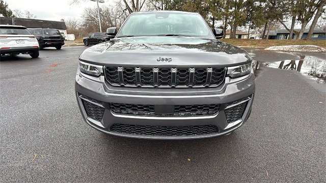 New 2026 Jeep Grand Cherokee Laredo image 34