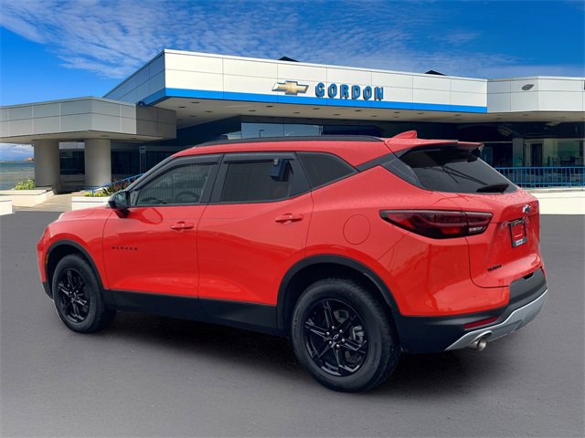 Used 2025 Chevrolet Blazer LT w/ Convenience Package image 7