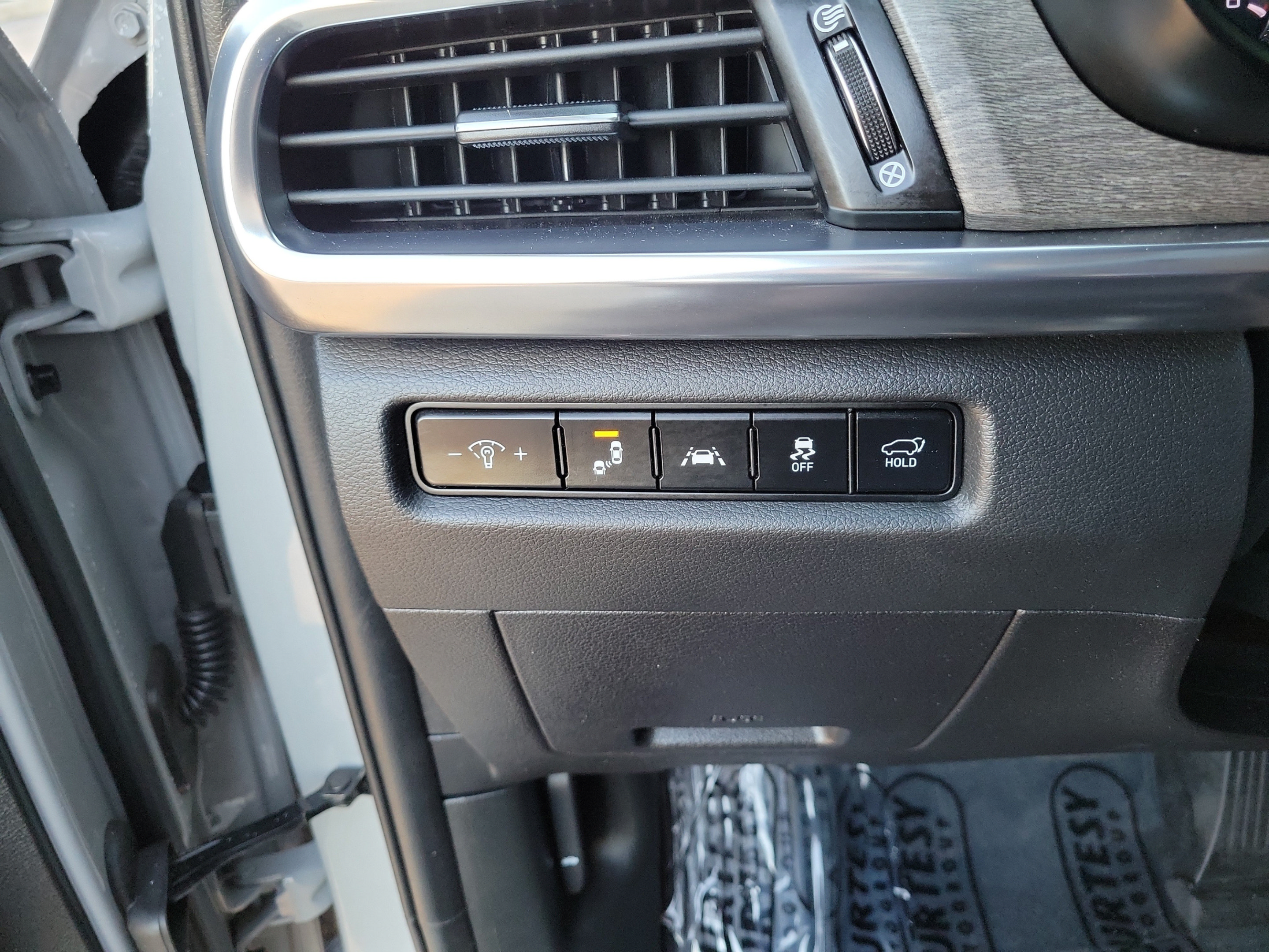 Certified 2022 Kia Telluride EX w/ EX Premium Package AWD/4WD image 27