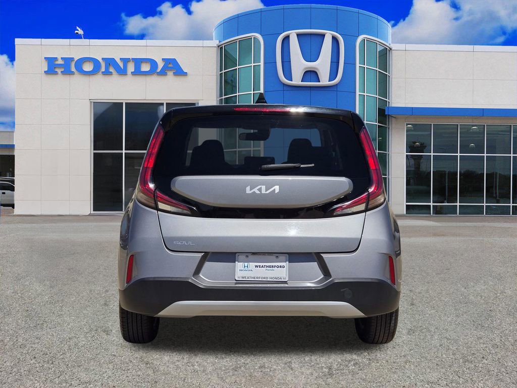 Used 2023 Kia Soul LX w/ Option Group 015 image 4