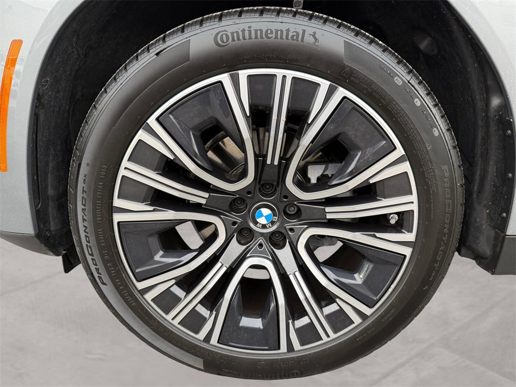 Used 2025 BMW X3 xDrive30i w/ Premium Package image 14