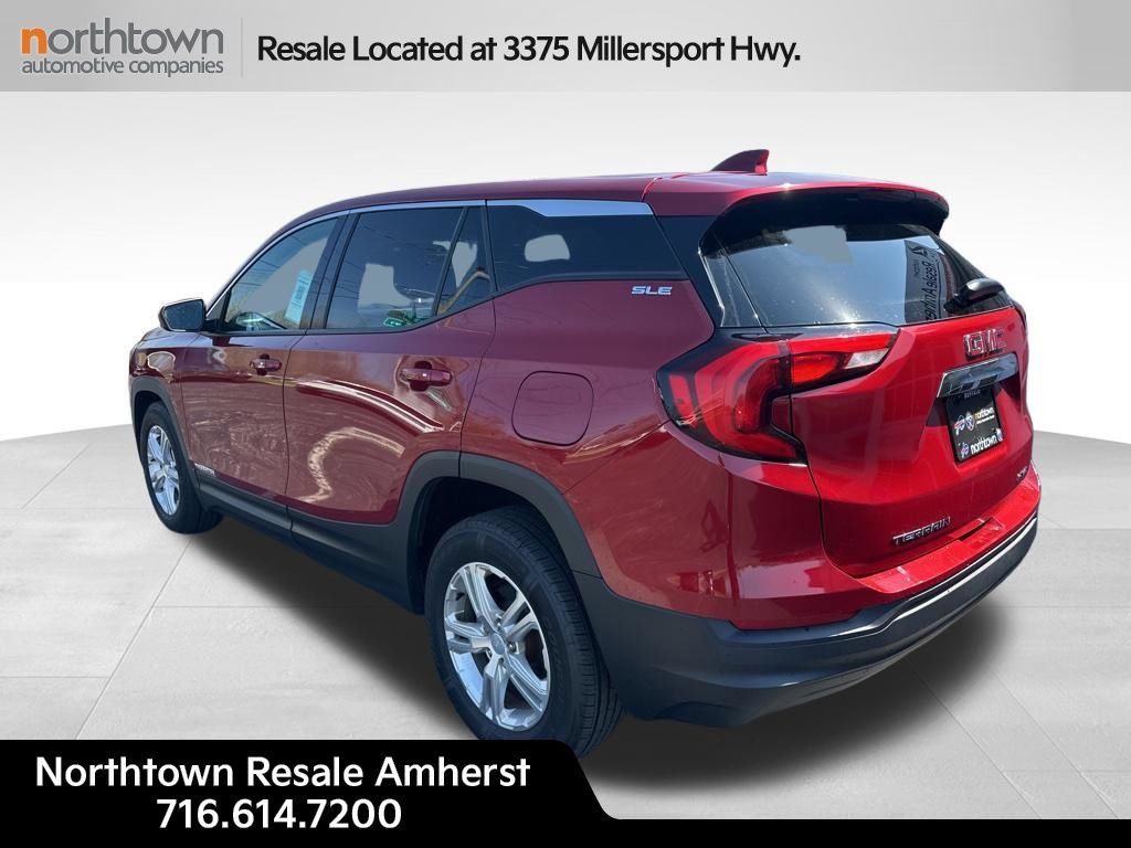 Used 2019 GMC Terrain SLE w/ LPO, Floor Liner Package AWD/4WD image 3
