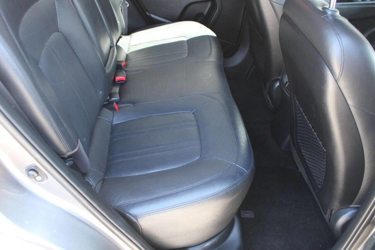 Used 2015 Kia Sportage EX image 16