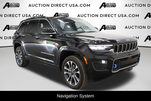 Used 2023 Jeep Grand Cherokee Overland AWD/4WD image 2
