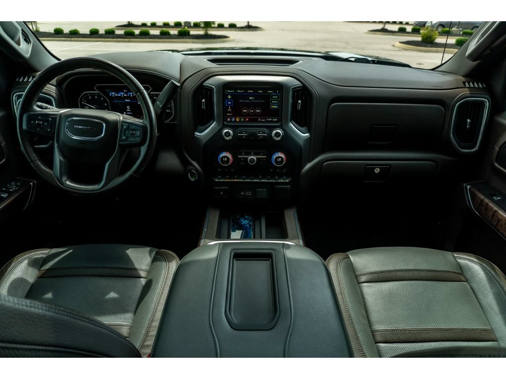Used 2020 GMC Sierra 1500 Denali w/ Denali Ultimate Package AWD/4WD image 19