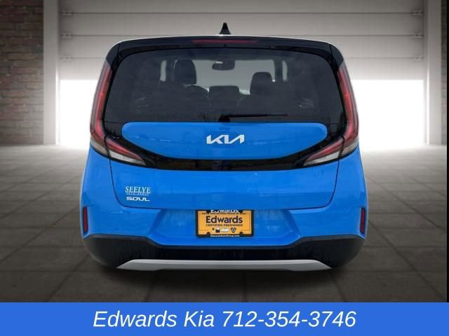 Used 2025 Kia Soul EX image 5