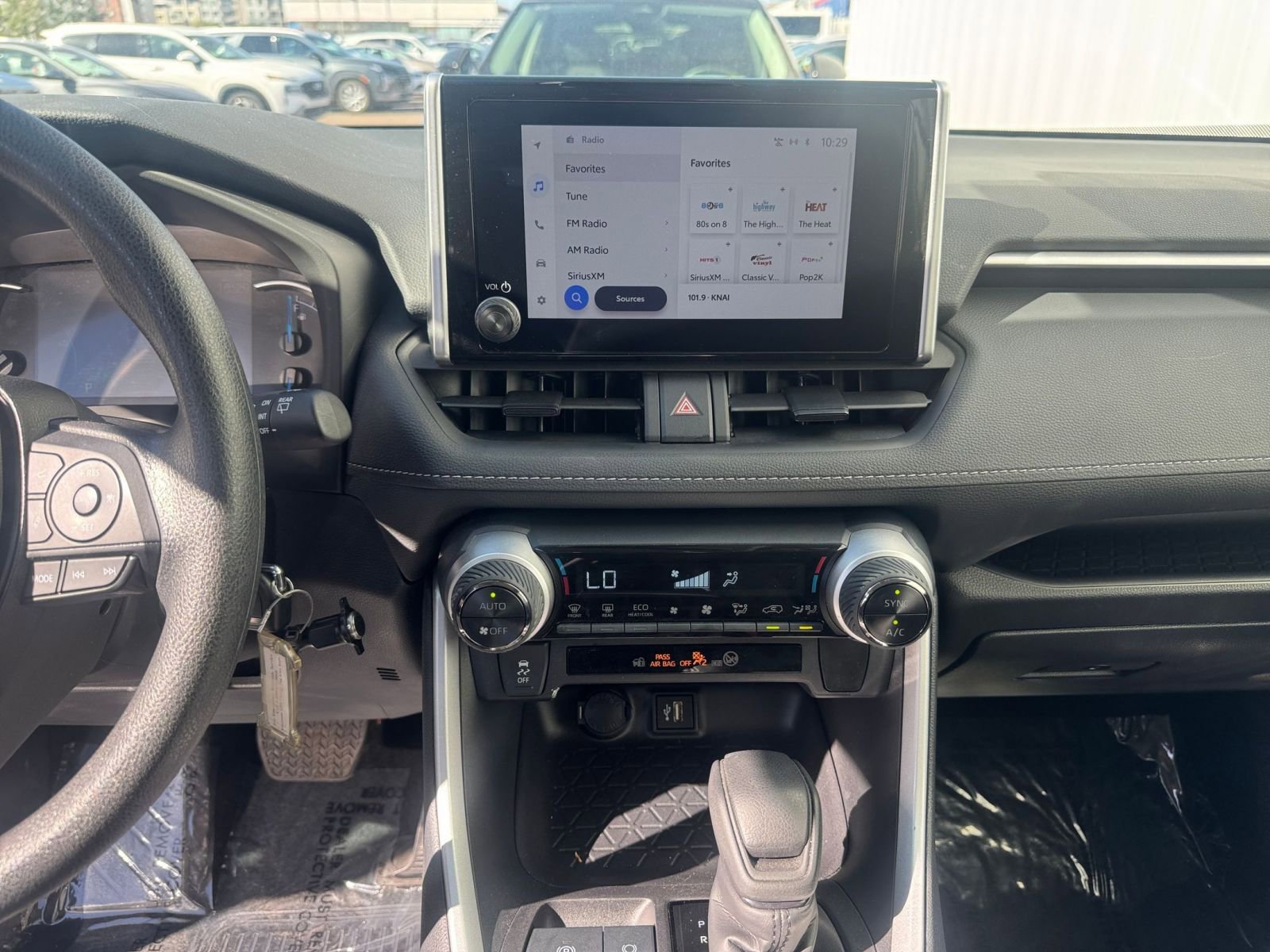 Used 2025 Toyota RAV4 LE image 18