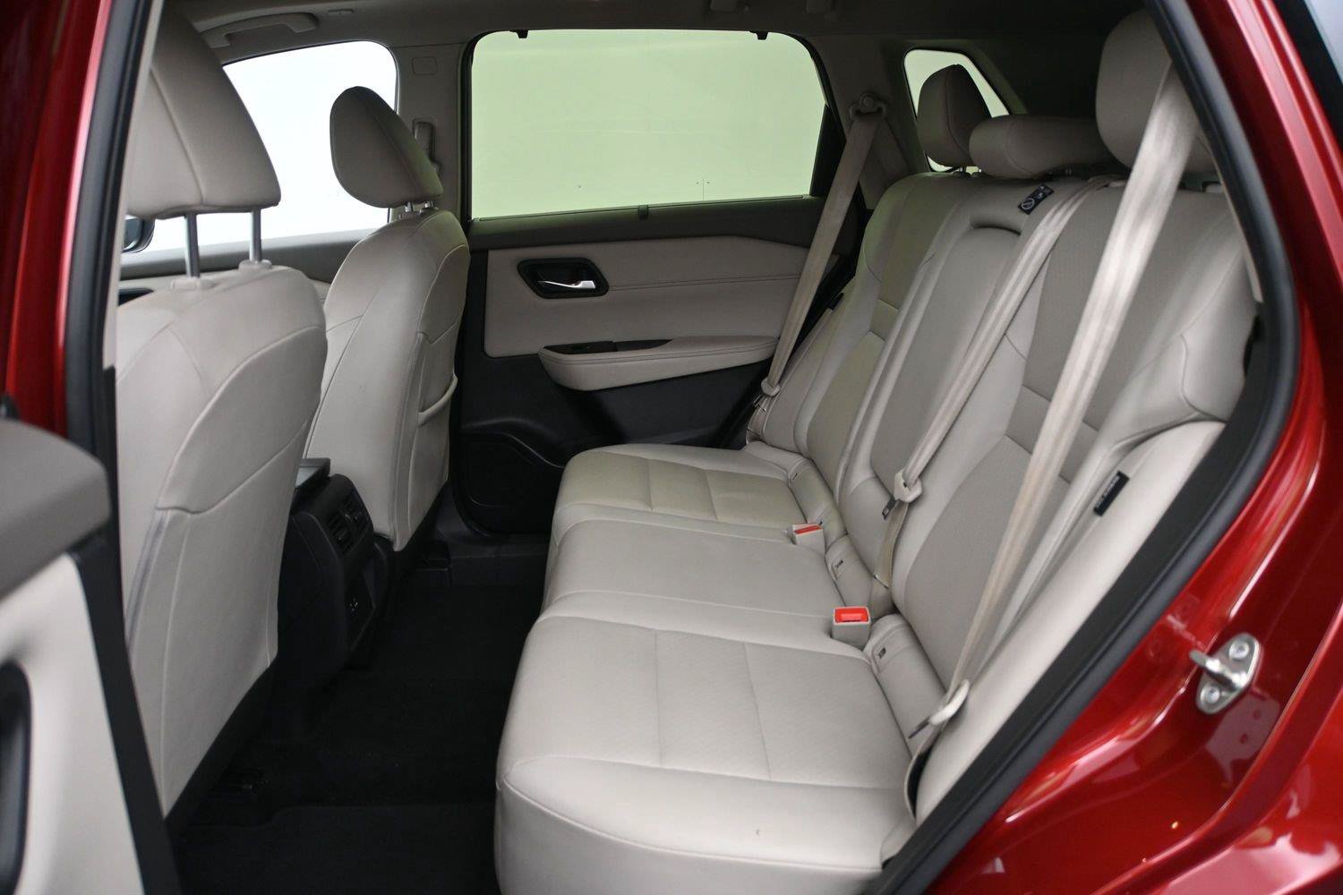 Used 2023 Nissan Rogue SV w/ SV Premium B Package AWD/4WD image 9