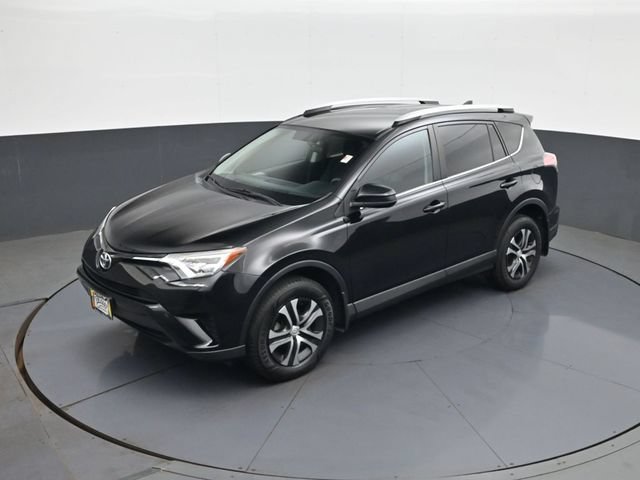 Used 2016 Toyota RAV4 LE AWD/4WD image 13