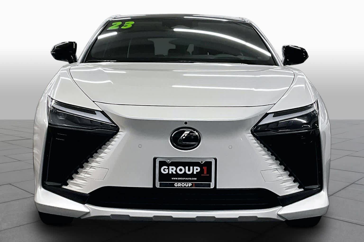 Used 2023 Lexus RZ 450e Premium w/ Cold Area Package AWD/4WD image 4