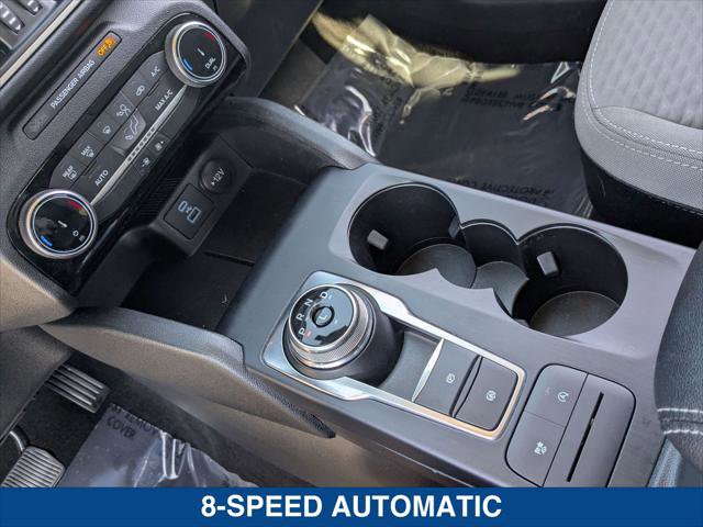 Certified 2022 Ford Escape SE w/ SE Sport Appearance Package image 19