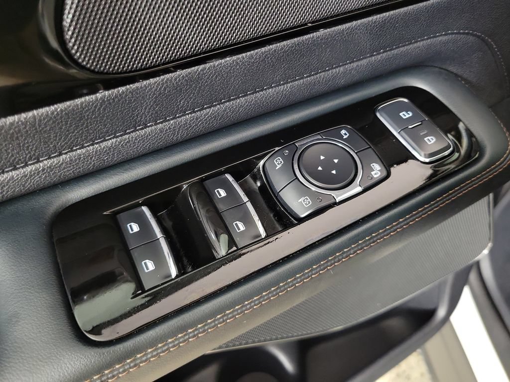 Certified 2025 Lincoln Aviator 2WD w/ Jet Appearance Package image 40