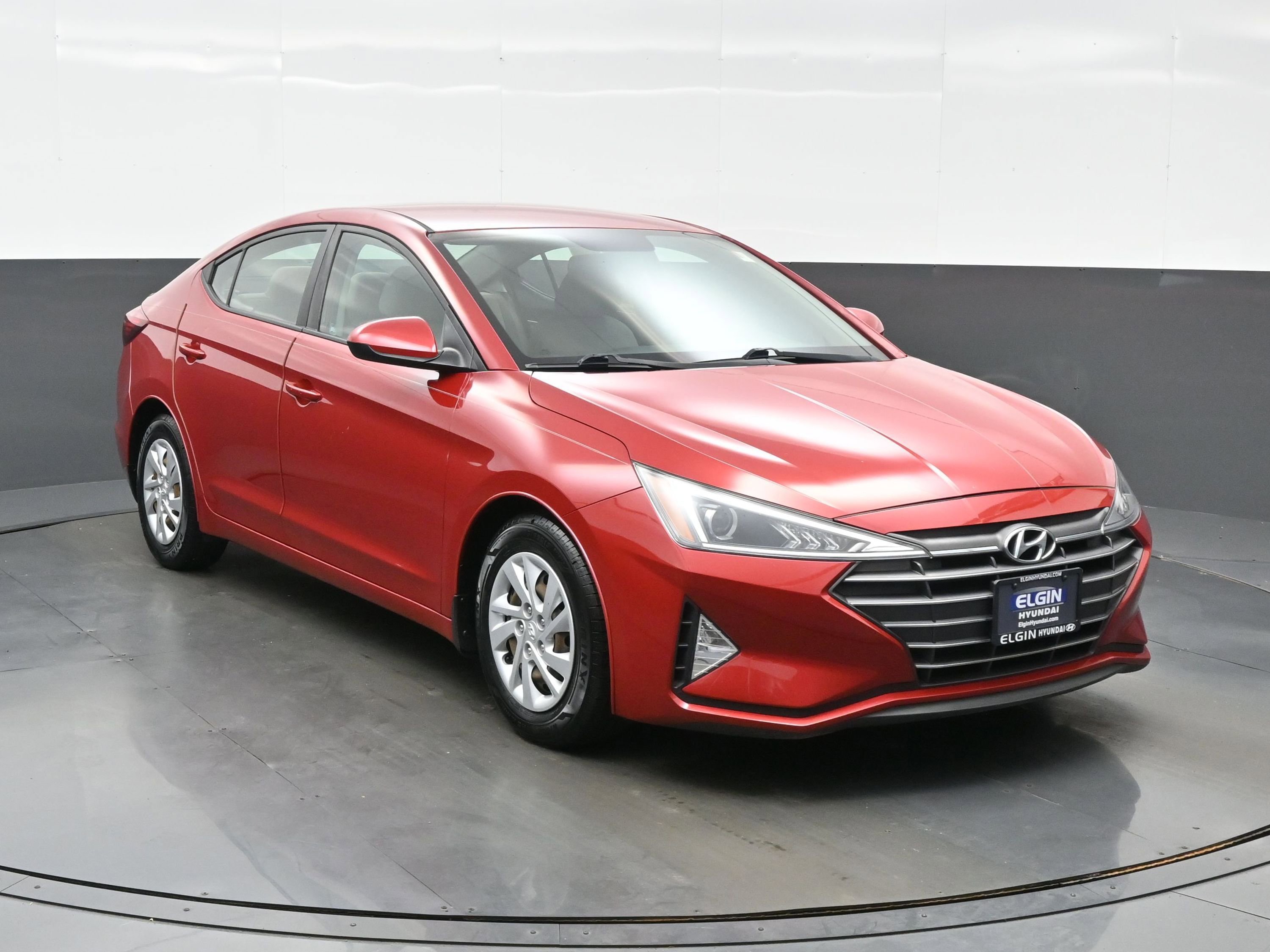 Used 2019 Hyundai Elantra SE FWD image 8