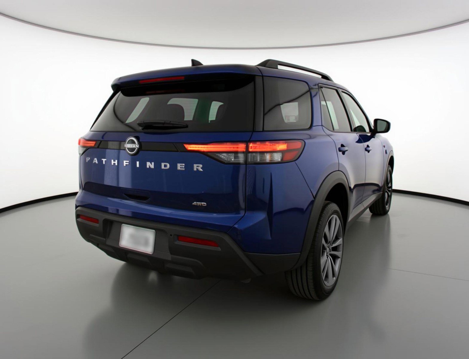 Used 2025 Nissan Pathfinder SV image 9