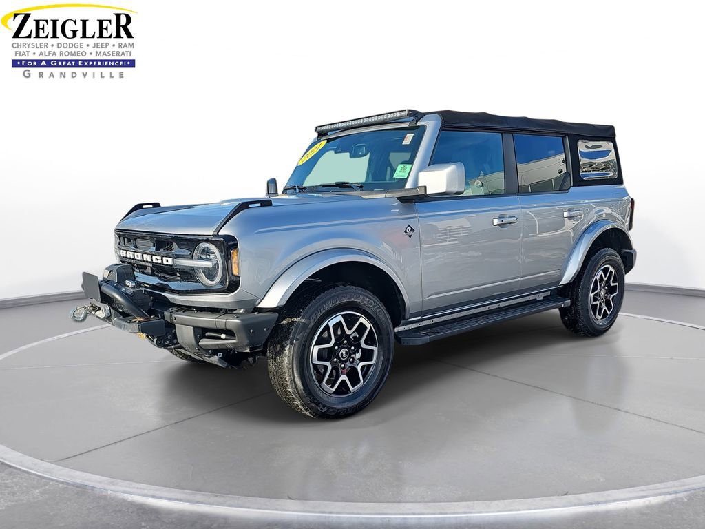 Used 2021 Ford Bronco Outer Banks image 1