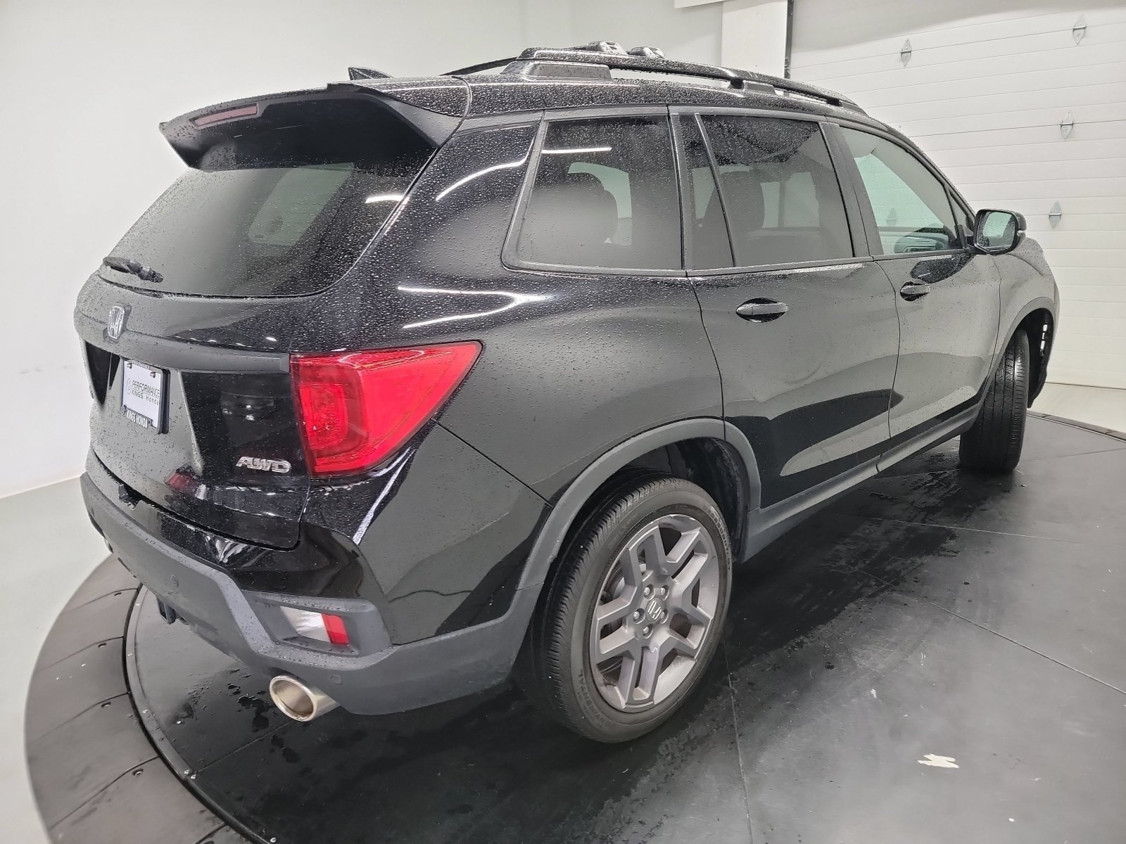 Used 2023 Honda Passport EX-L image 9
