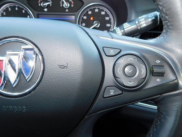 Used 2021 Buick Enclave Essence w/ Sport Touring Edition image 35