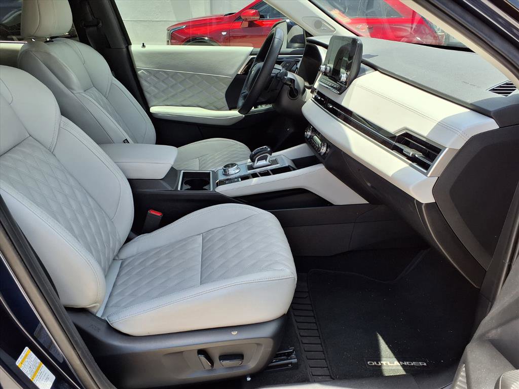 Used 2024 Mitsubishi Outlander SEL FWD image 9