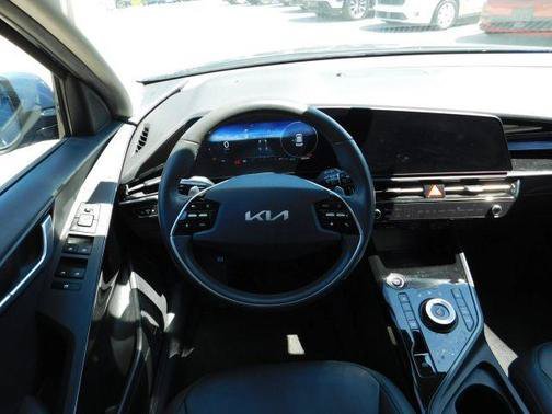 Used 2023 Kia Niro Wind FWD image 15