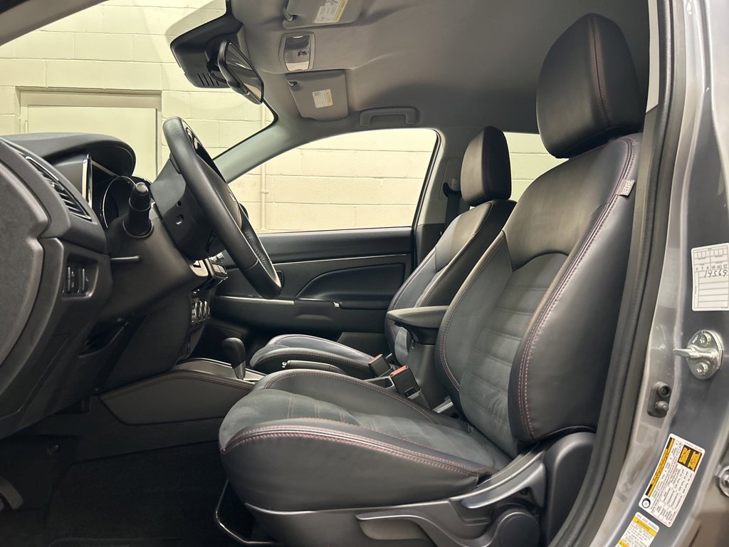 Used 2024 Mitsubishi Outlander Sport SE image 7