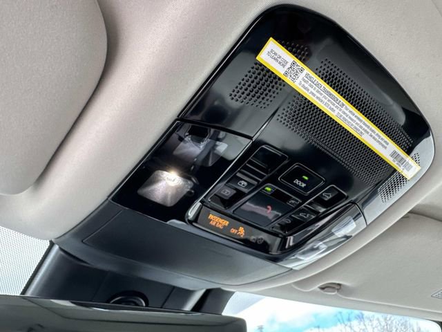 Certified 2025 Lexus RX 350 AWD w/ Convenience Package image 23