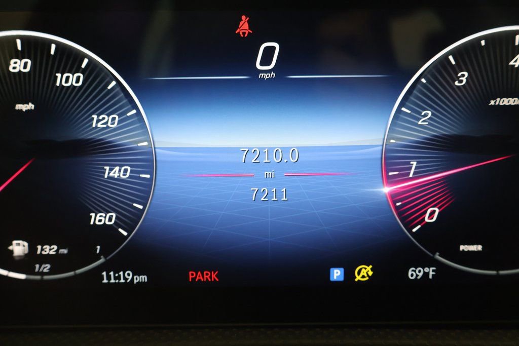 Certified 2025 Mercedes-Benz CLA 250 image 17