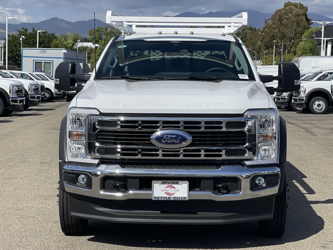 New 2026 Ford F450 XL w/ XL Chrome Package RWD image 2