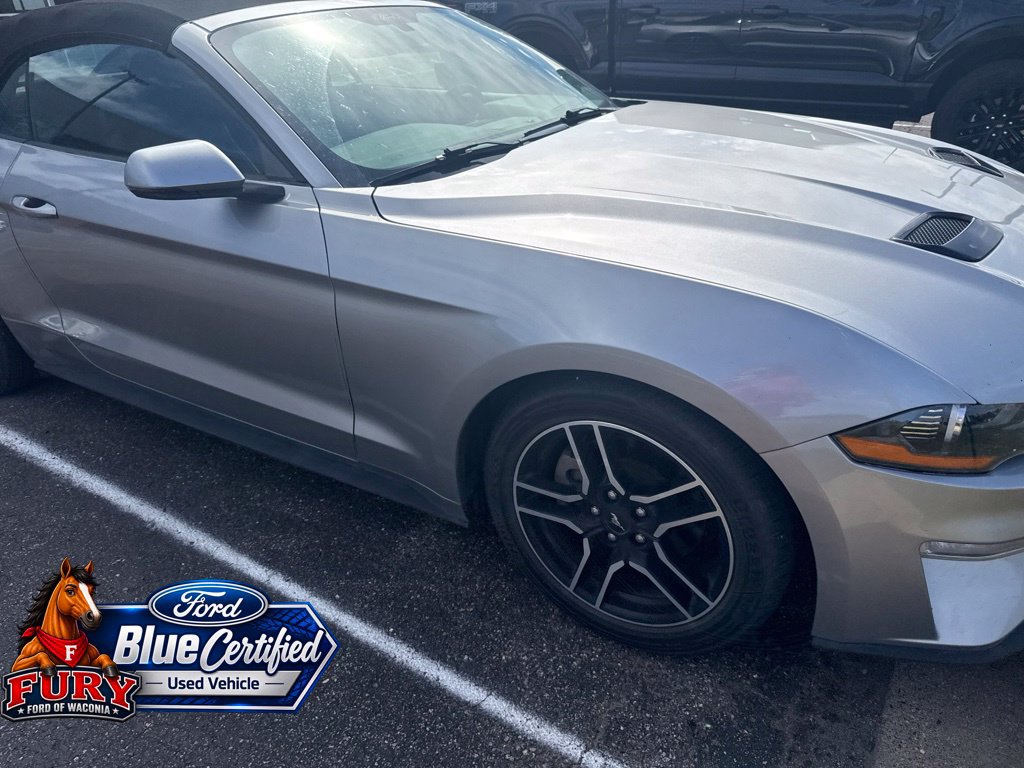Used 2020 Ford Mustang Premium RWD image 5