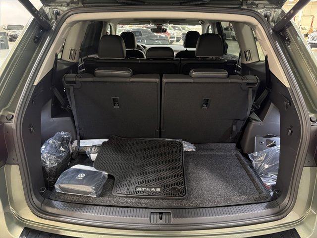 New 2026 Volkswagen Atlas SEL Premium R-Line AWD/4WD image 12