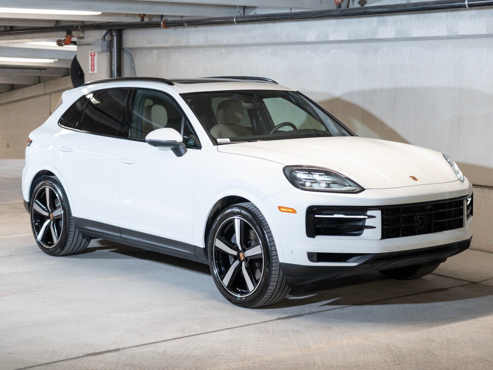 Certified 2026 Porsche Cayenne AWD/4WD image 7