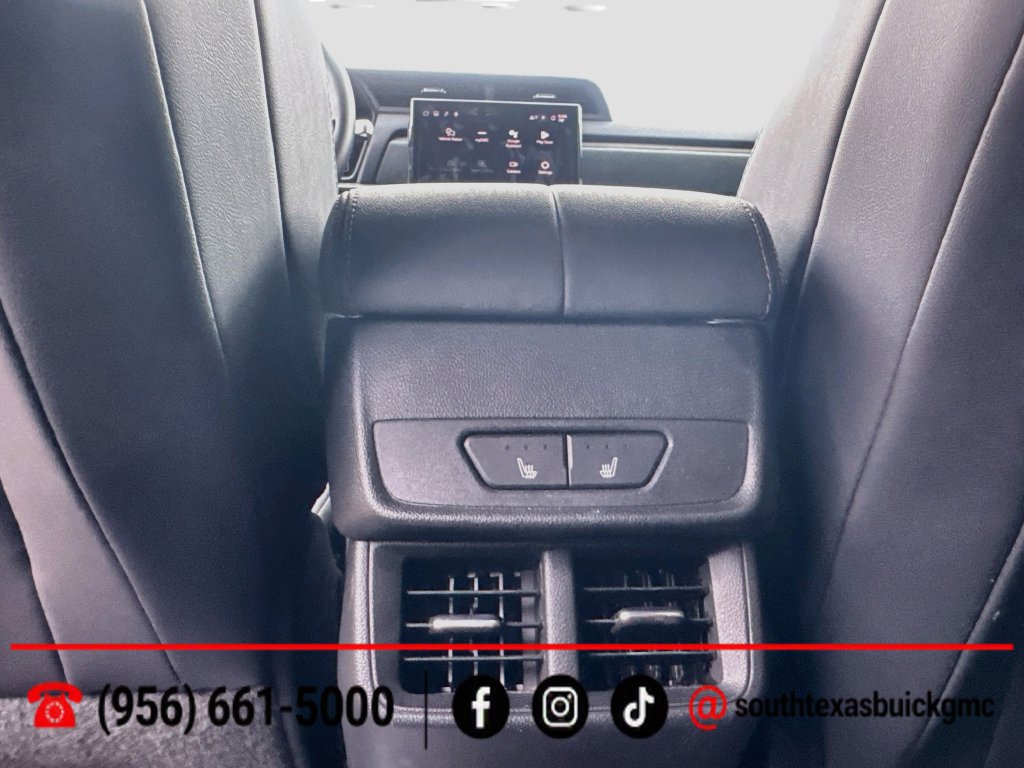Used 2026 GMC Terrain AT4 w/ Convenience Package III AWD/4WD image 24