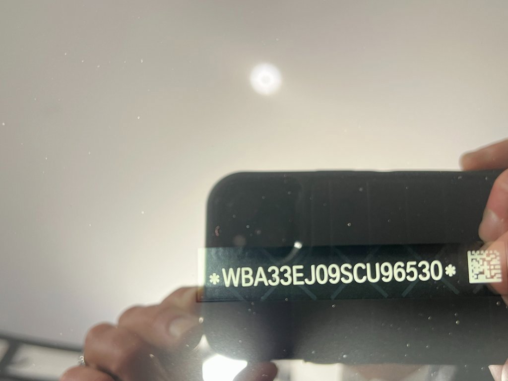 Used 2025 BMW 760i xDrive 760i xDrive w/ Premium Package image 31