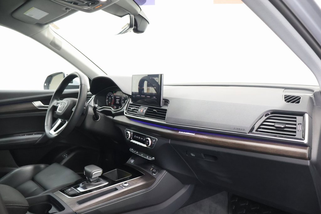 Certified 2025 Audi Q5 e Premium Plus w/ Premium Plus Package image 23