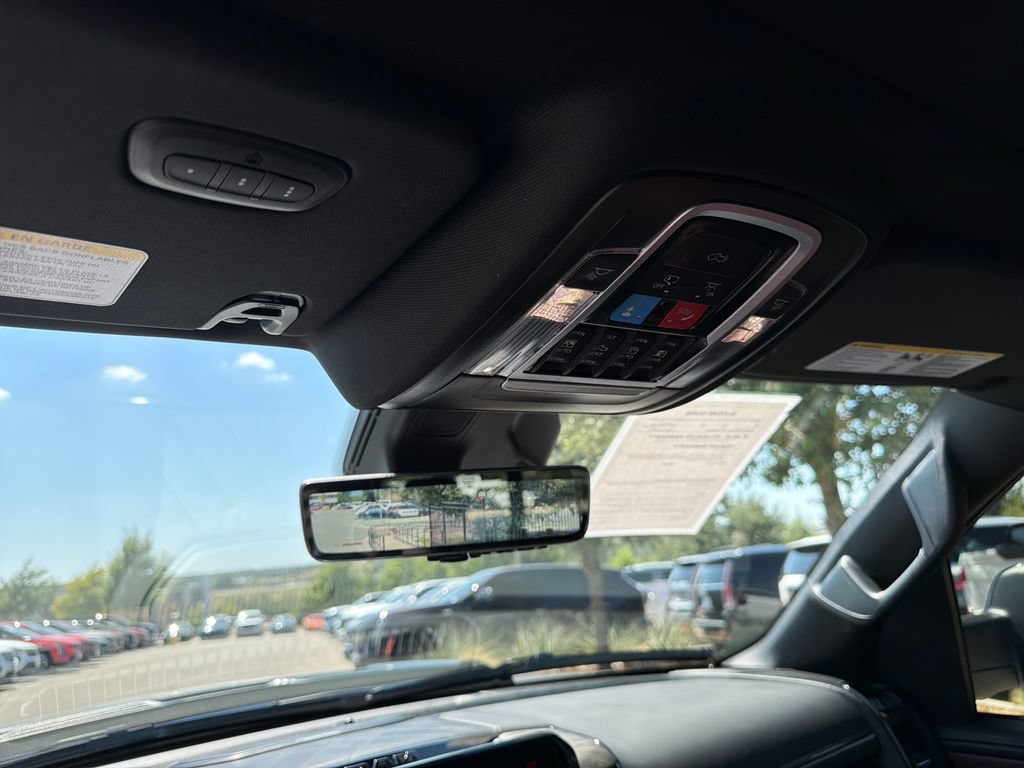 Used 2025 RAM 1500 Limited AWD/4WD image 29