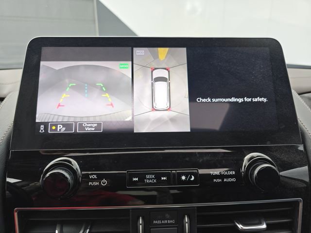 Used 2022 Nissan Armada Platinum w/ Captain's Chairs Package image 28