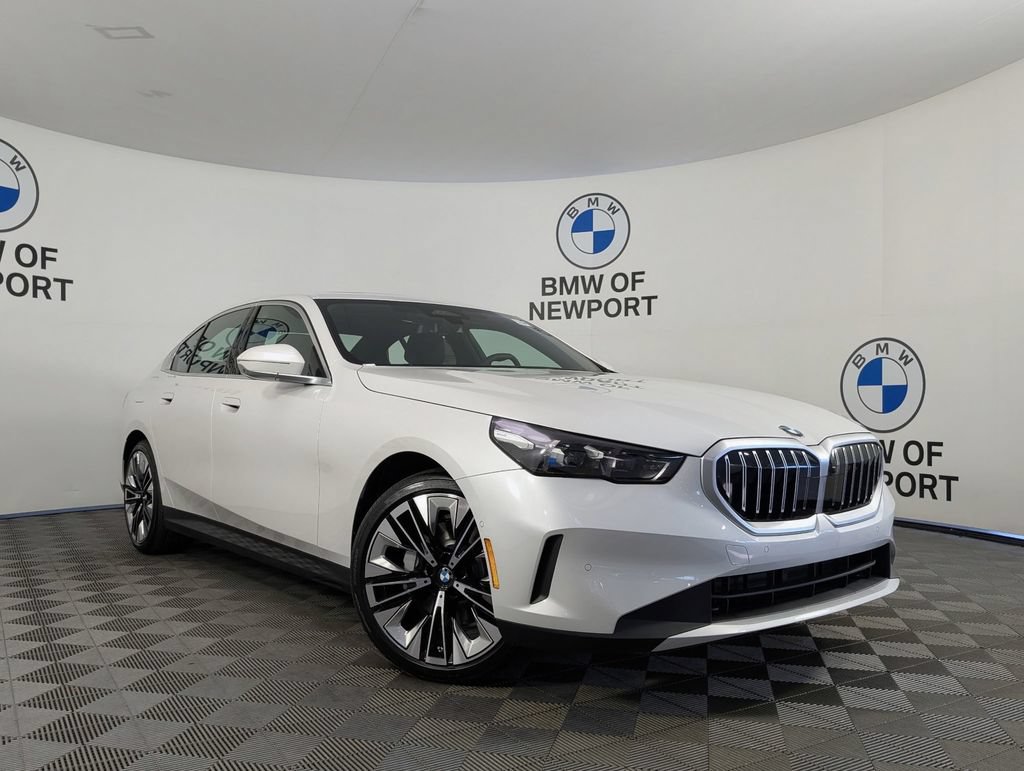 New 2027 BMW 530i xDrive w/ Premium Package AWD/4WD image 3