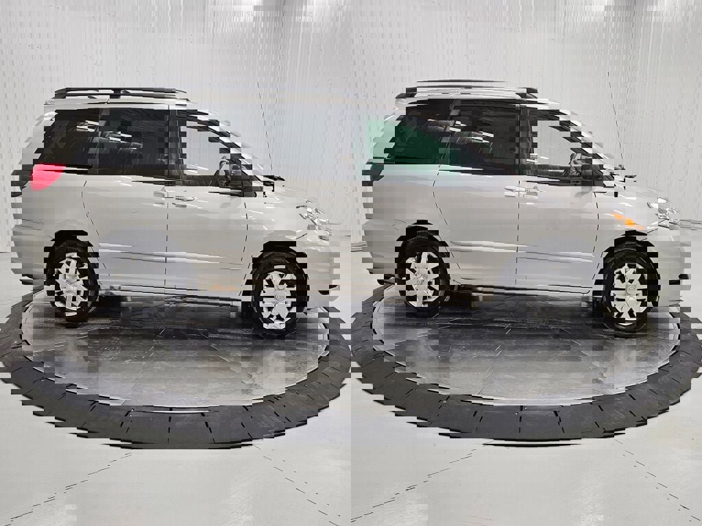 Used 2006 Toyota Sienna LE image 6